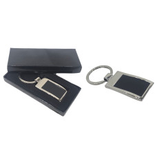 LLAVERO METALICO RECTANGULAR NEGRO 7x2.2 cm (500197)           