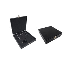 SET ACCESORIOS  X4 VINO CAJA MADERA.17x18x4cm (500377)         